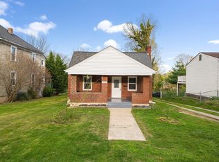 1019 Palm Ave NW, Roanoke, VA 24017