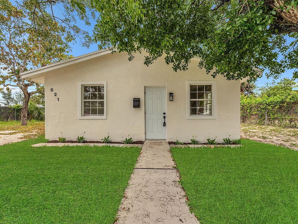 1st image of 621 Latona Avenue