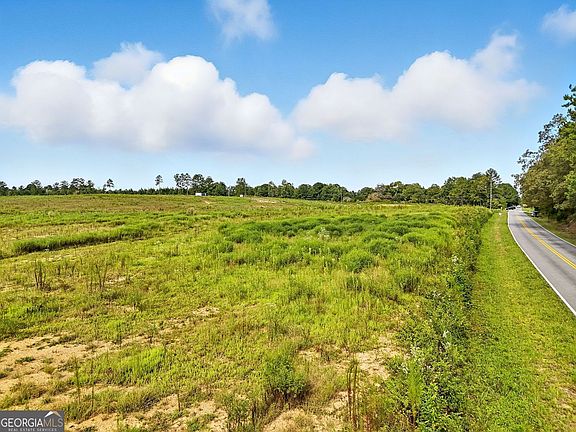 4th image of 851 Barnsley Garden Rd