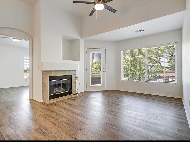 6501 San Antonio Dr NE #2001 — Photo 2