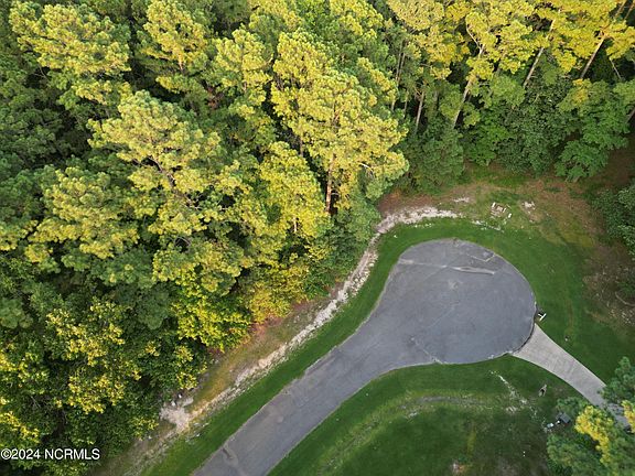 2nd image of 111 Chatooga Court E LOT 26-D