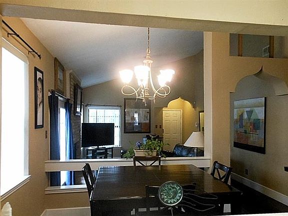 4th image of 2656 Clayton Oaks Dr