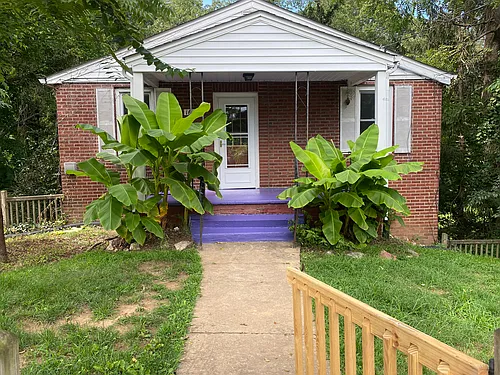 166 Courtland Pl #UP Photo 1