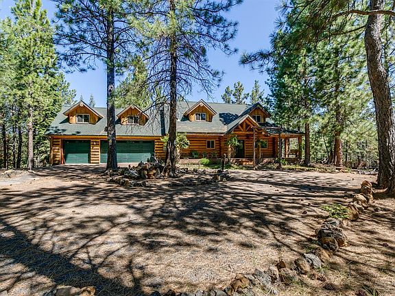 4th image of 18660 River Woods Dr
