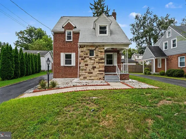 2929 Locust Ln, Harrisburg, PA 17109