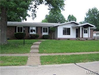 1st image of 2553 Shorewood Dr