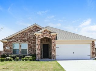 980 Alton Dr, Aubrey, TX 76227