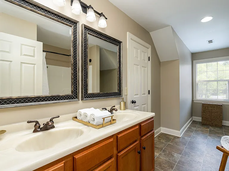 75 Stonebriar Ct — Photo 36