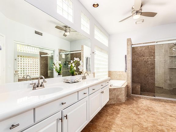 5th image of 1211 E Desert Broom Way