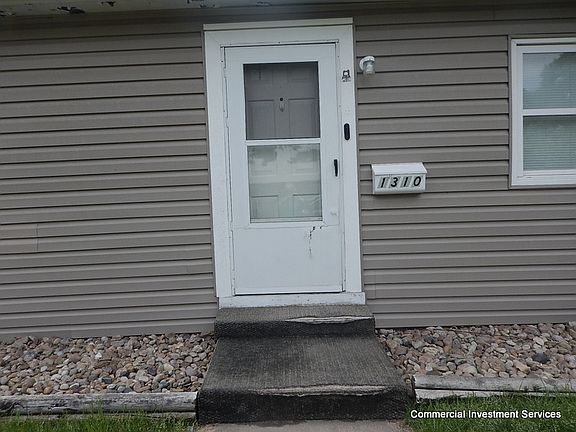 2nd image of 1310 W 5th St