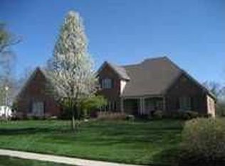 10512 Oak Ridge Dr, Zionsville, IN 46077