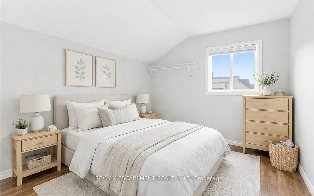 2 bed, $1,450 — Photo 4