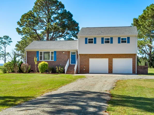 5302 Bogue Drive, Oriental, NC 28571
