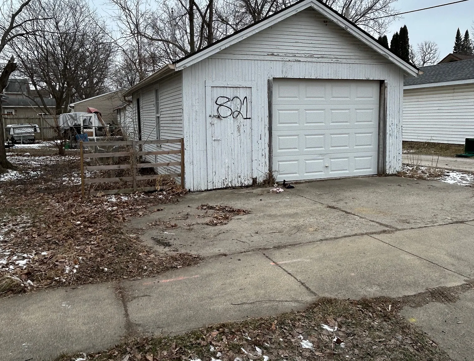 3 bed, 1800 sqft, $1,300 — Photo 4