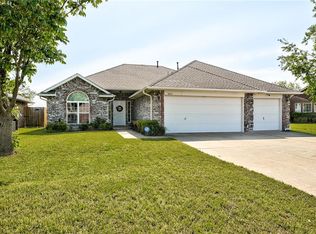 8616 Canyon Trail Dr, Oklahoma City, OK 73135
