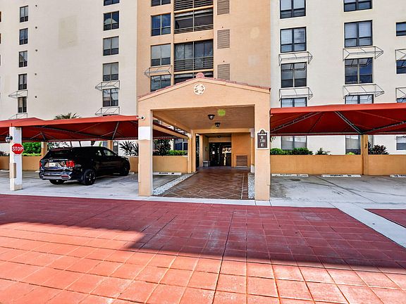2nd image of 7201 PROMENADE Drive #101