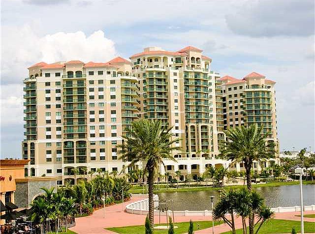 Home For Sale In The Landmark