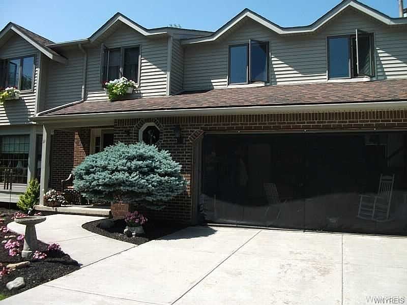 1st image of 11 Schultz Rd