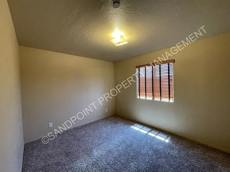 327 Olive Ave #G — Photo 16