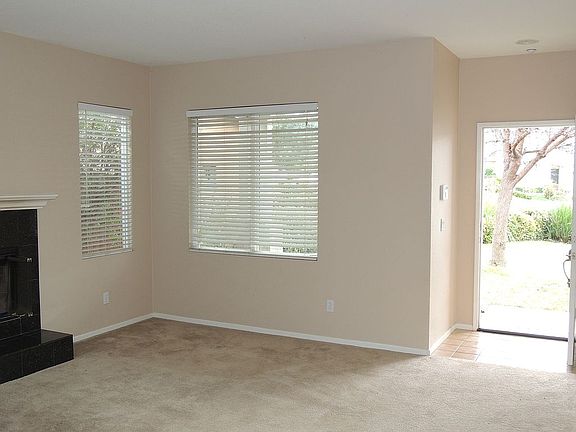 2nd image of 27764 Narcissa Ct