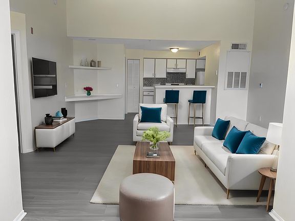 4th image of 2202 Key West Ct APT 634