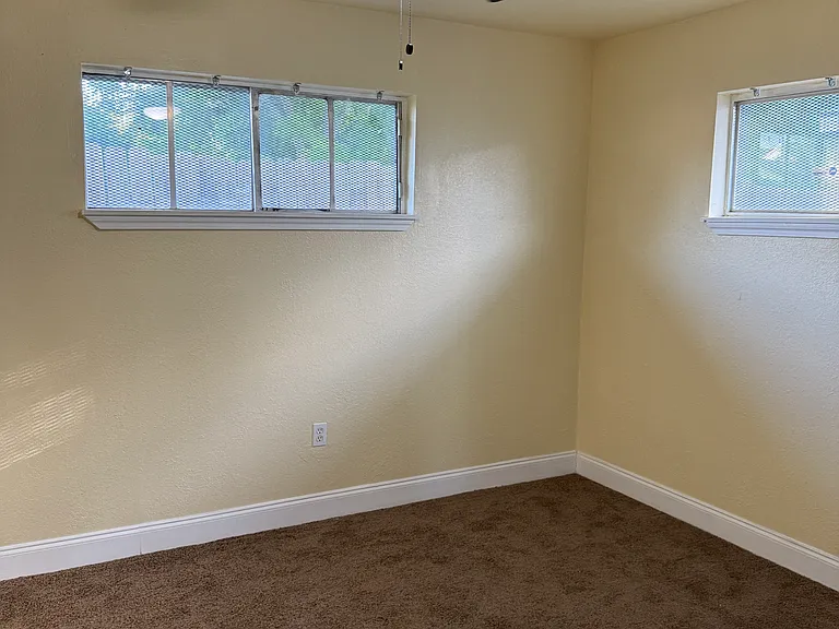 9414 Coffee St #2 — Photo 7