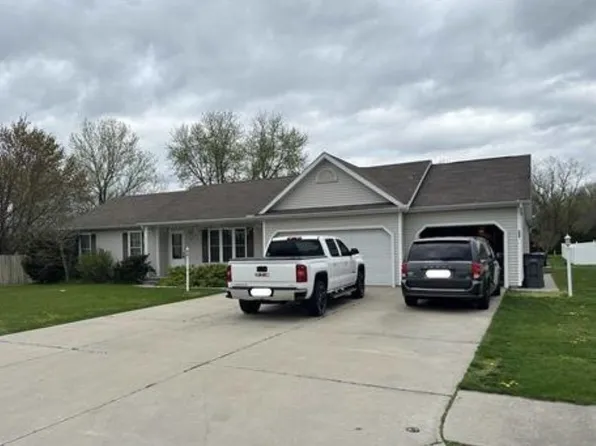 222 Tanglewood Dr, Goshen, IN 46526