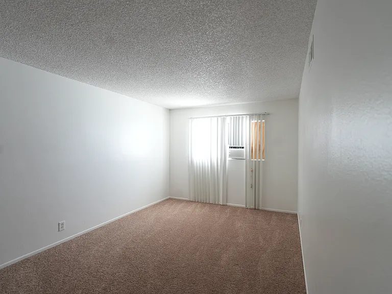 8040 Stewart And Gray Rd #204 — Photo 14