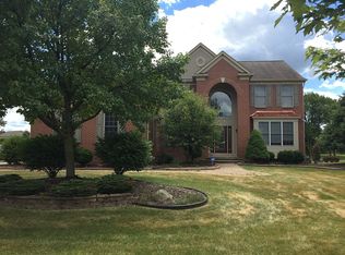 1736 Delancy Cir, Canton, MI 48188