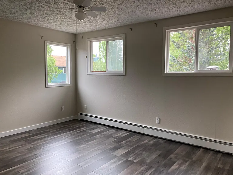 4220 Bridle Cir — Photo 4