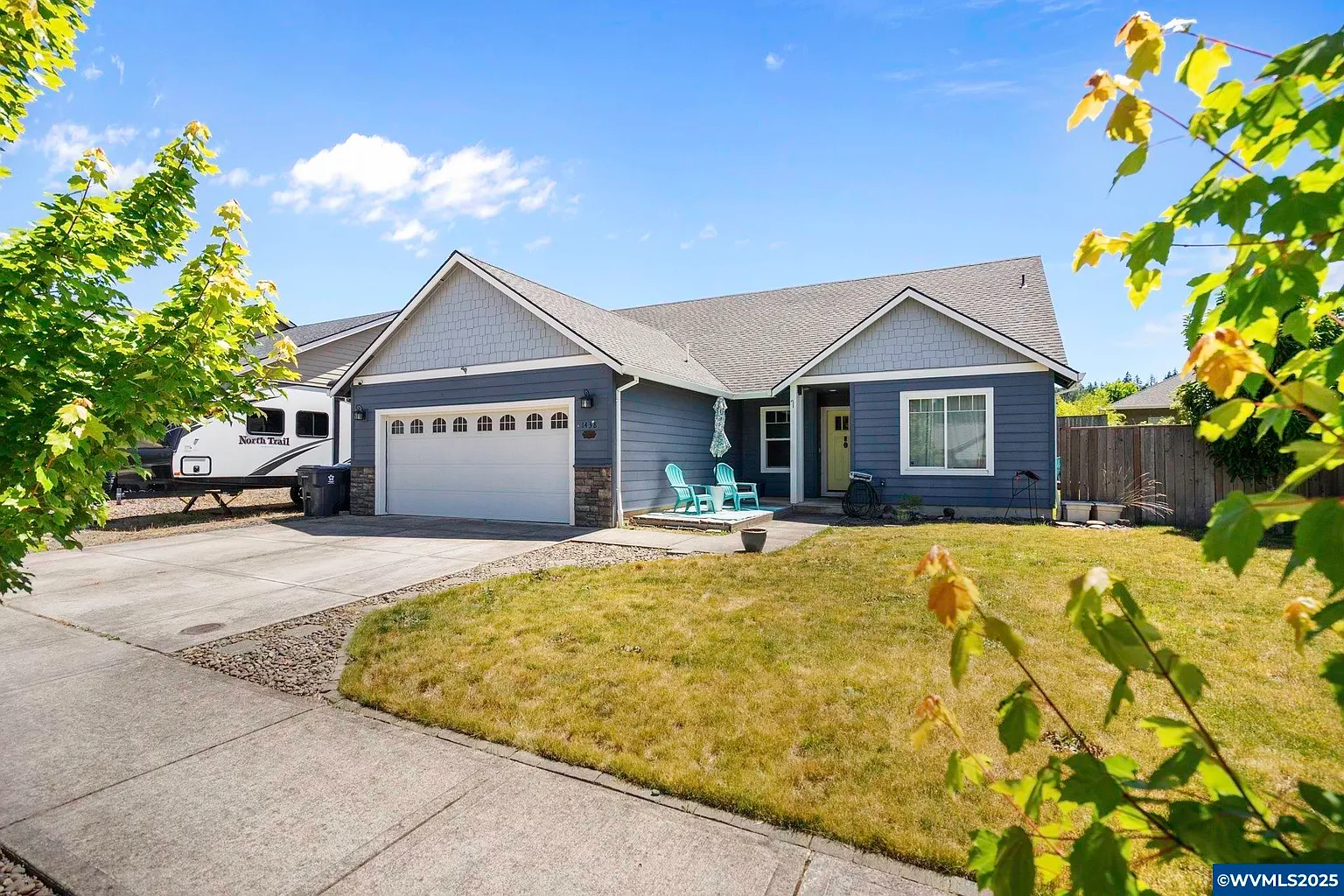 1438 Meadow Ave photo 1