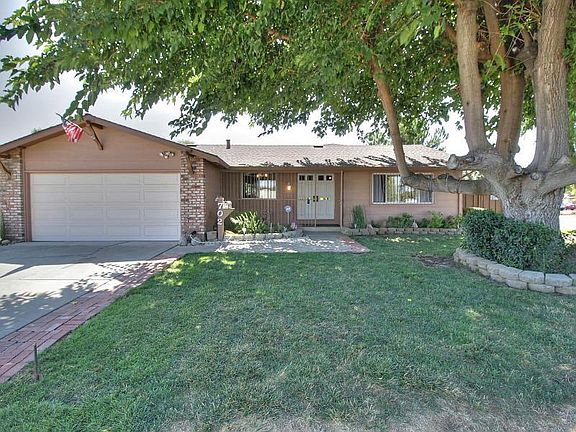 4th image of 702 River Falls Dr