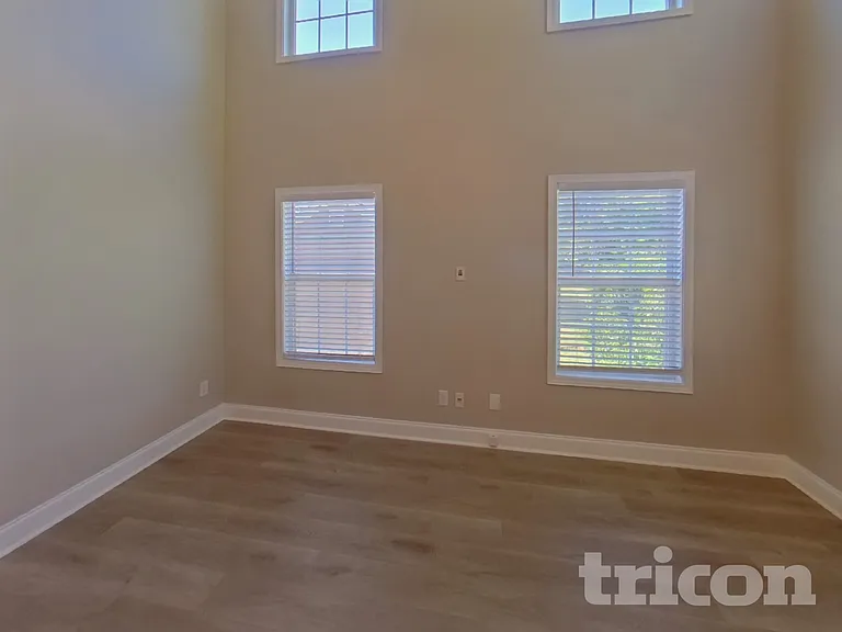 249 Indian Lake Trl — Photo 2