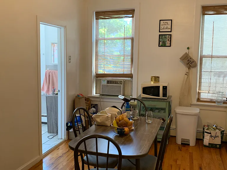 903 Park Ave #2 — Photo 5