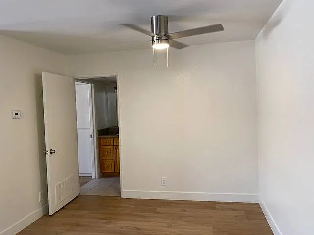 7636 Fulton Ave. — Photo 19