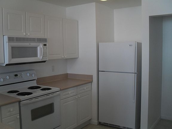 2nd image of 8283 Catalpa Ridge Dr