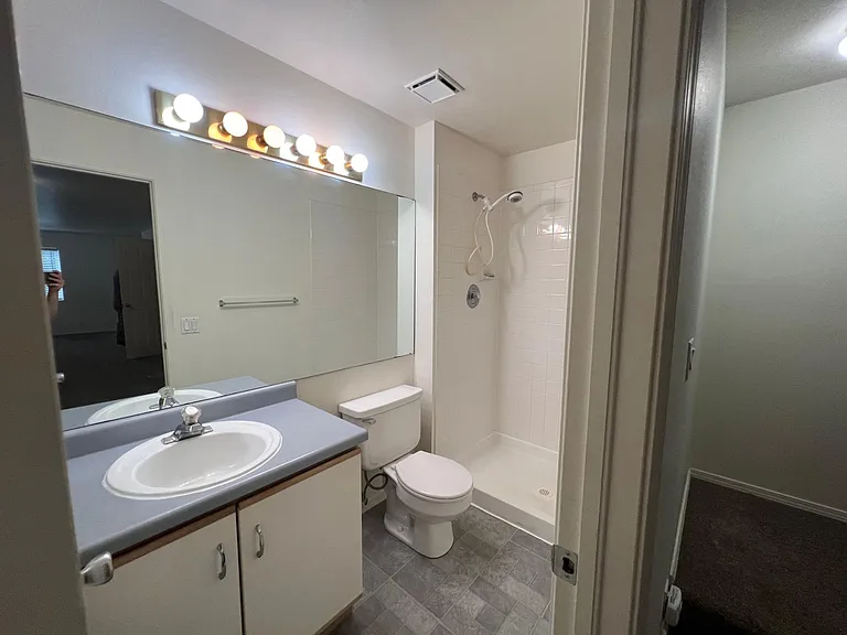 downstairs full bath