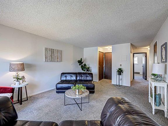 5th image of 3121 W Hood Ave APT D202