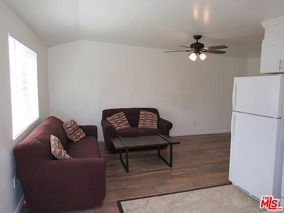 3rd image of 3243 W 74th St