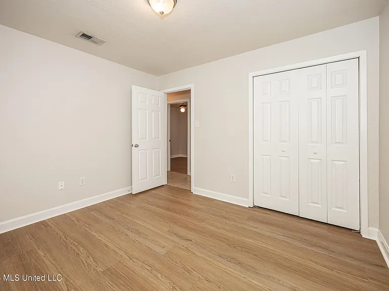 2840 Gardendale Ave — Photo 35