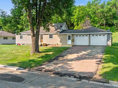 218 Grant St S, Lake Benton, MN, 56149
