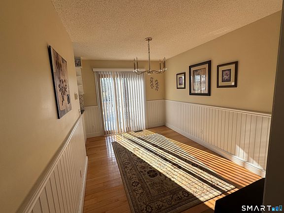 3rd image of 7 Bay Path Way #7