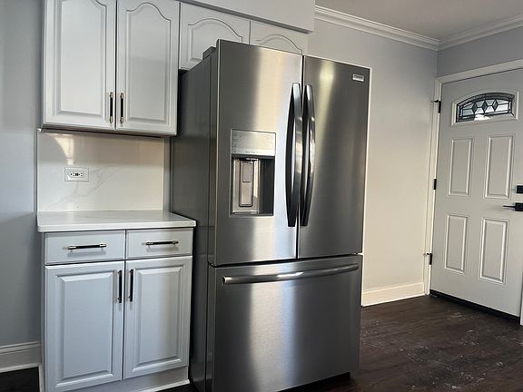5th image of 6522 N Spaulding Ave #2