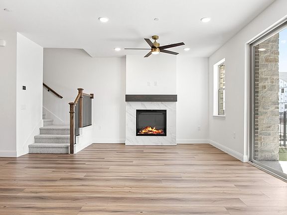 7th image of this home
