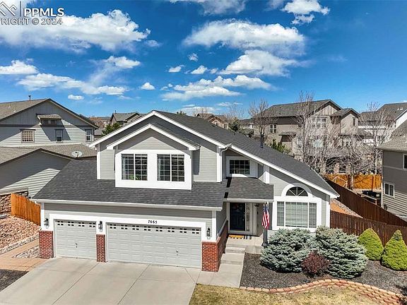 3rd image of 7665 Fargo Dr