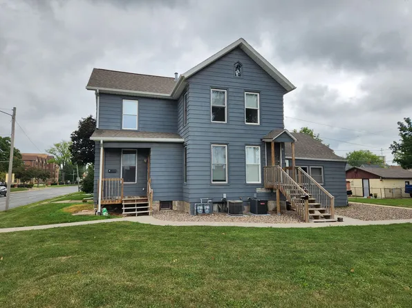 SW 2007 N Harrison St, 2007 N Harrison St #2, Davenport, IA 52803