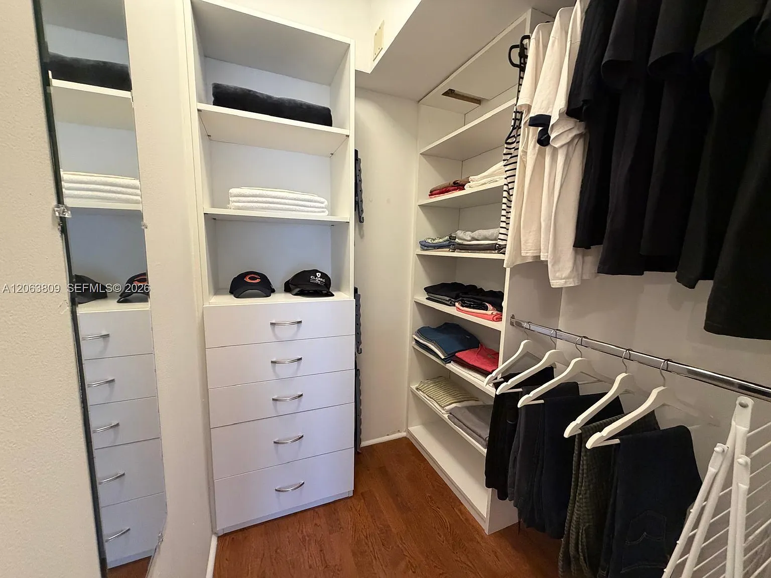 Waterview Condo — Photo 2