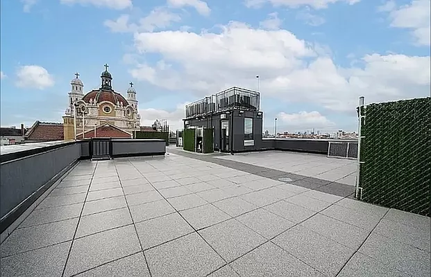 Rented by Brooklyn Group | media 11