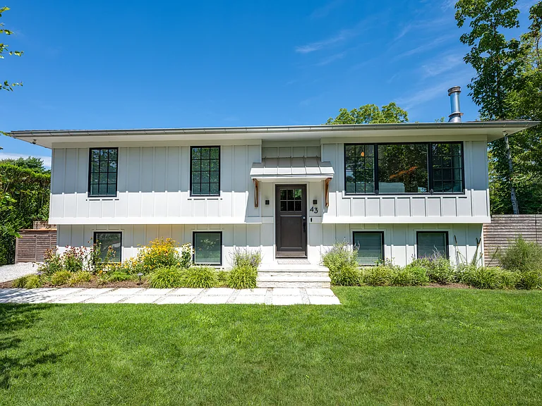 43 Hempstead St — Photo 16