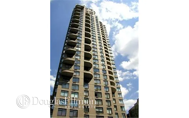 Rented by Douglas Elliman | media 31